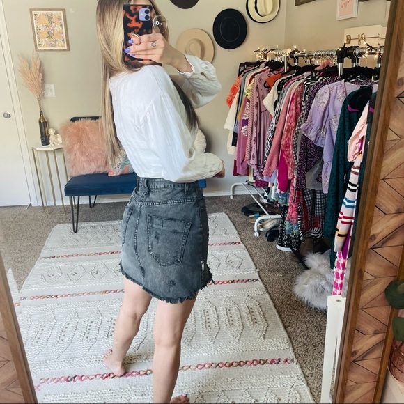 One Teaspoon Black Distressed Denim Mini Skirt - Picture 8 of 9